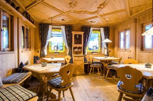 Bed & Breakfast Sporthotel Almhof
