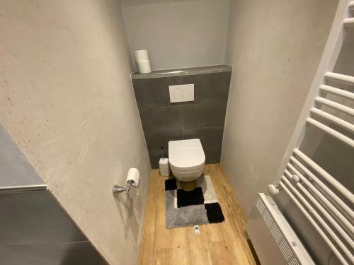 Comfortable Apartment In Kitzb�hel With Garden