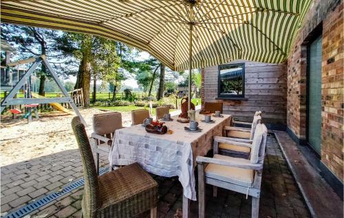 Stunning Home In Knesselare With 3 Bedrooms