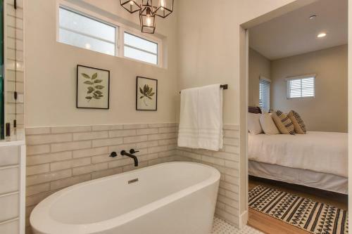 Rustic Modern Home Near Sutter St &historic Folsom