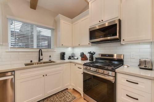 Rustic Modern Home Near Sutter St &historic Folsom