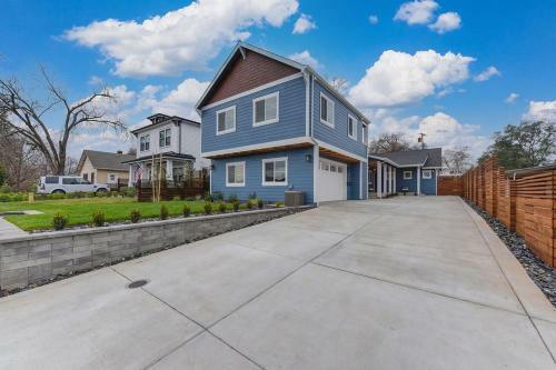Rustic Modern Home Near Sutter St &historic Folsom