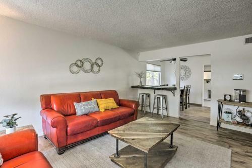 Idyllic Fresno Abode With Patio About 8 Mi To Dtwn!