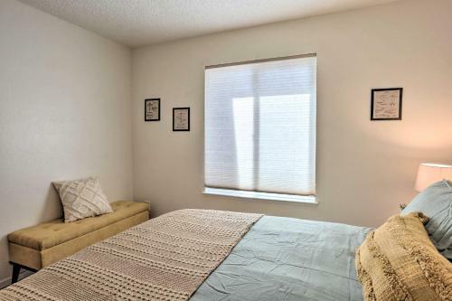 Idyllic Fresno Abode With Patio About 8 Mi To Dtwn!