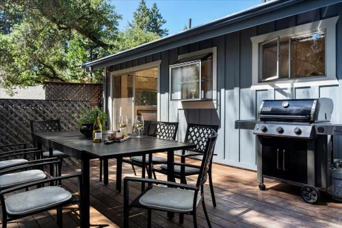 Guerneville Escape Redwoods Deck Bbq Fire Table