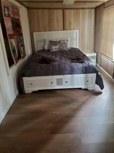 Outdoorsy Room At Yosemite Gem On Ferretti
