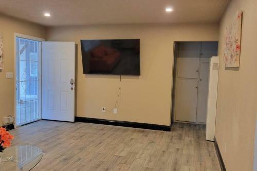 Ocean Breeze Apartment Huntington Beach
