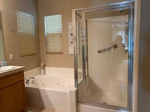 Modern Large Home In Golf Course Community