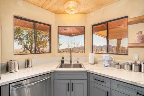 @ Marbella Lane - Modern Rustic Home In Jt