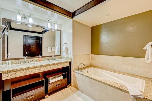 Constellation Residences