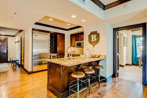 Constellation Residences