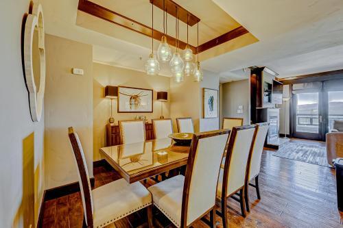 Constellation Residences