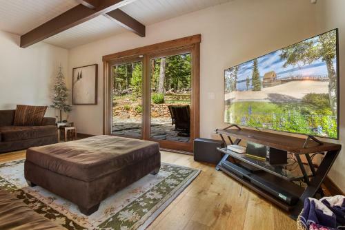 Canterbury Luxury Chalet - Hot Tub, Backs To Forest Home