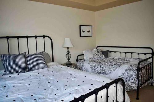 Laquinta Escape