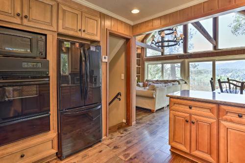 Scenic Escape Fire Pit, Lake Arrowhead Views