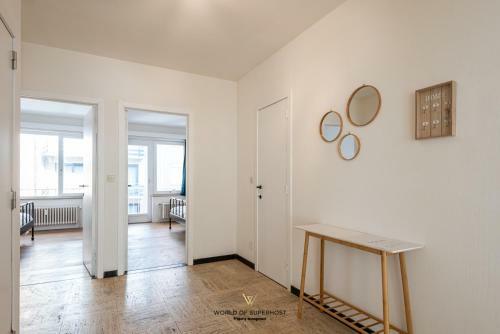 Bright Spacious Apartment