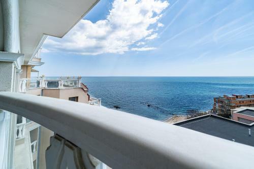 La Mer Luxury Apartments