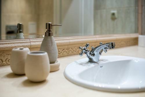 La Mer Luxury Apartments