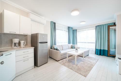 La Mer Luxury Apartments