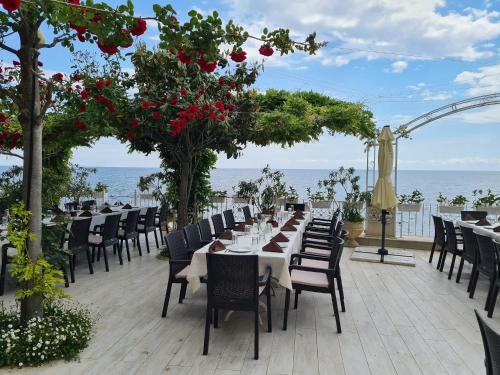 La Mer Luxury Apartments