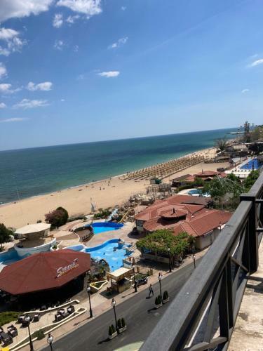 First Line Sirena Beach Apartment
