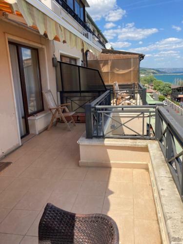 First Line Sirena Beach Apartment