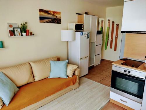 Summer Apartments Destination Bulgaria 2000 Crown,imperial,panorama Fort