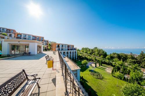 Summer Apartments Destination Bulgaria 2000 Crown,imperial,panorama Fort
