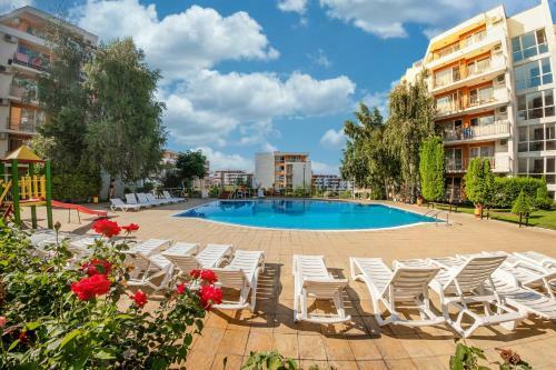 Summer Apartments Destination Bulgaria 2000 Crown,imperial,panorama Fort