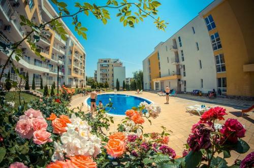 Summer Apartments Destination Bulgaria 2000 Crown,imperial,panorama Fort