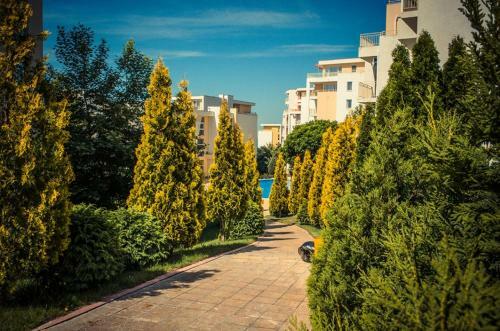 Summer Apartments Destination Bulgaria 2000 Crown,imperial,panorama Fort