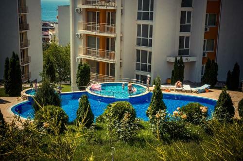 Summer Apartments Destination Bulgaria 2000 Crown,imperial,panorama Fort