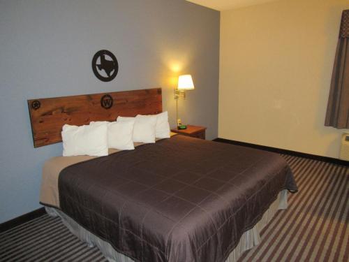 Atria Hotel And Rv