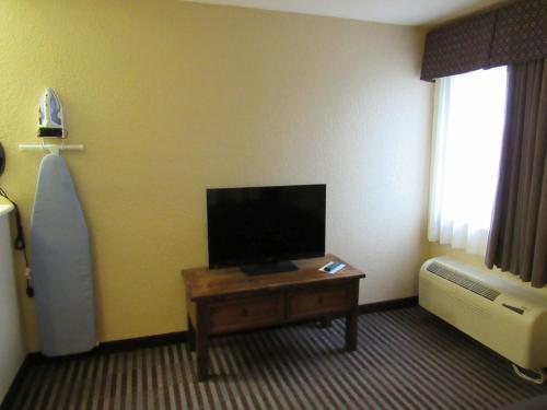 Atria Hotel And Rv
