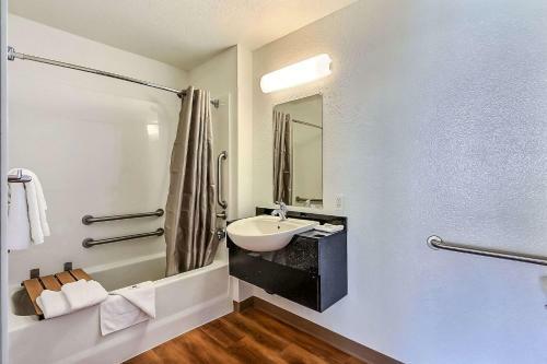 Motel 6 Fremont North