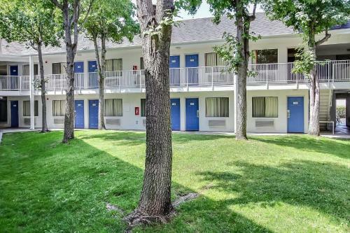 Motel 6 Fremont North