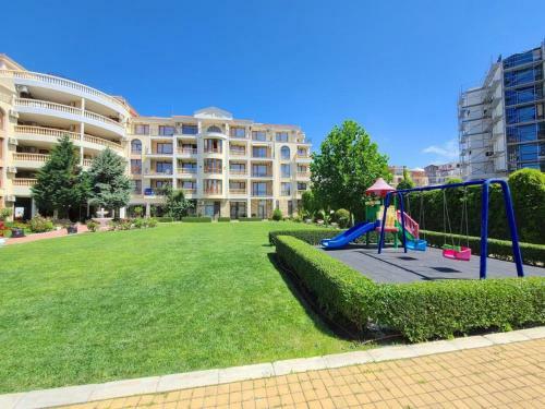 Royal Bay 2 - Private Apartment - Bsr