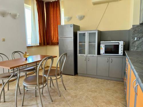 Private One-bedroom Apartment With Balcony In Sozopol