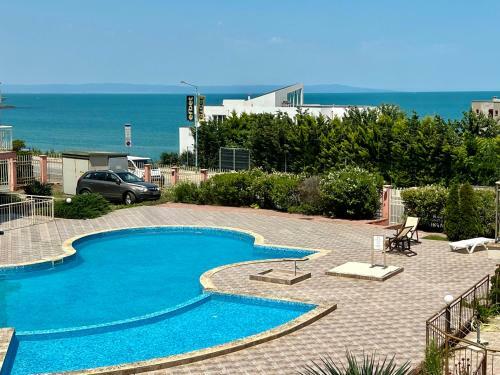 Private One-bedroom Apartment With Balcony In Sozopol