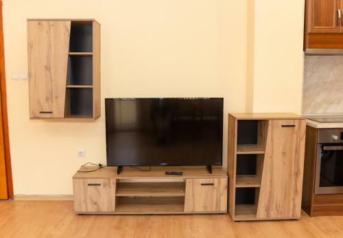 Spacious&central 2-bd Apartment In Varna With Parking