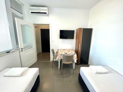 E-home Apartments