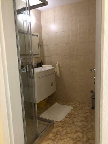 Luxury Two Bedroom Apartment With Private Parking