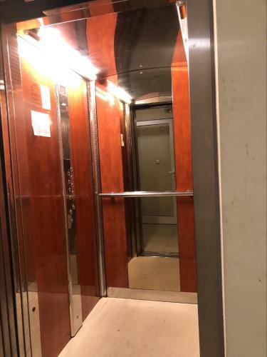 Luxury Two Bedroom Apartment With Private Parking