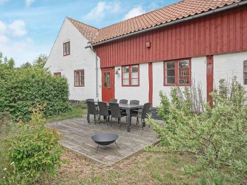 Holiday Home Svaneke XIV