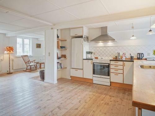 Holiday Home Svaneke XIV