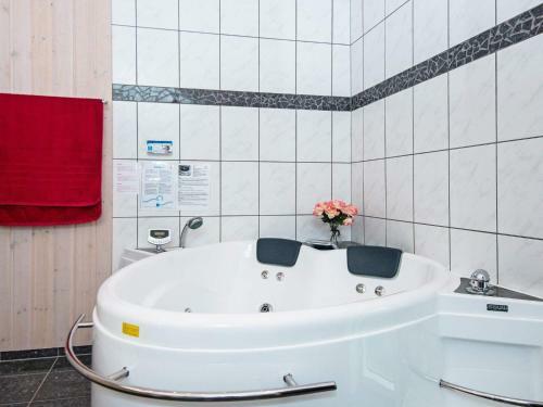 Holiday Home Tarm Lxxiv