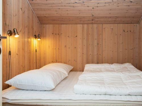 Holiday Home Tarm Lxxii