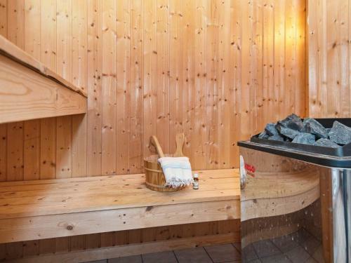 Holiday Home Fan� Ccvi