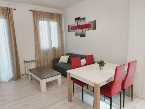 Apartamento Ayneto, En Barbastro...