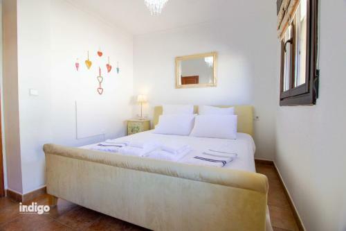 Ter002 Bright Two Bedroom Townhouse